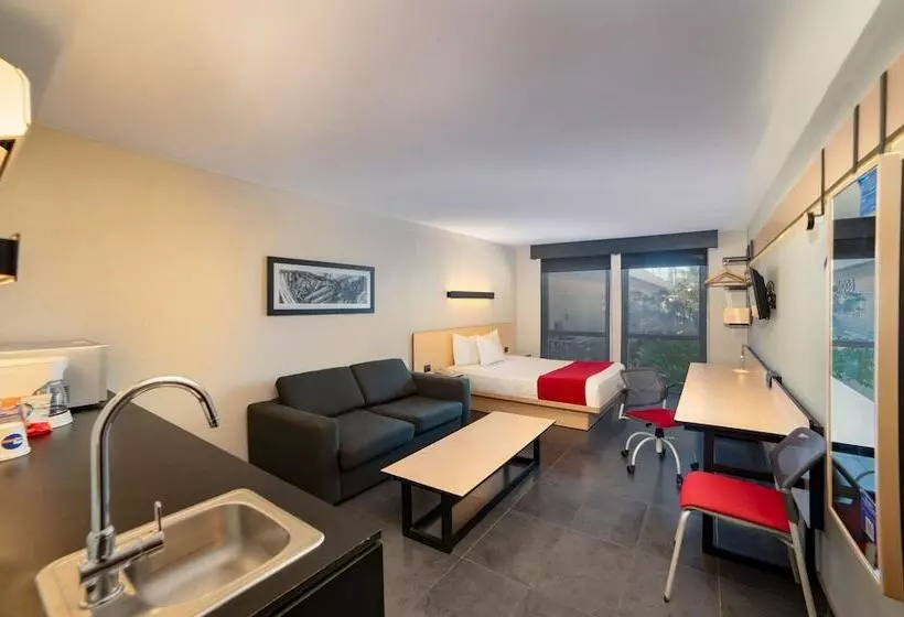 酒店 City Express By Marriott Paraiso