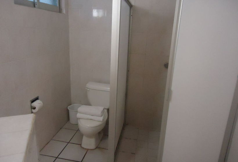 فندق Bagasi Manzanillo