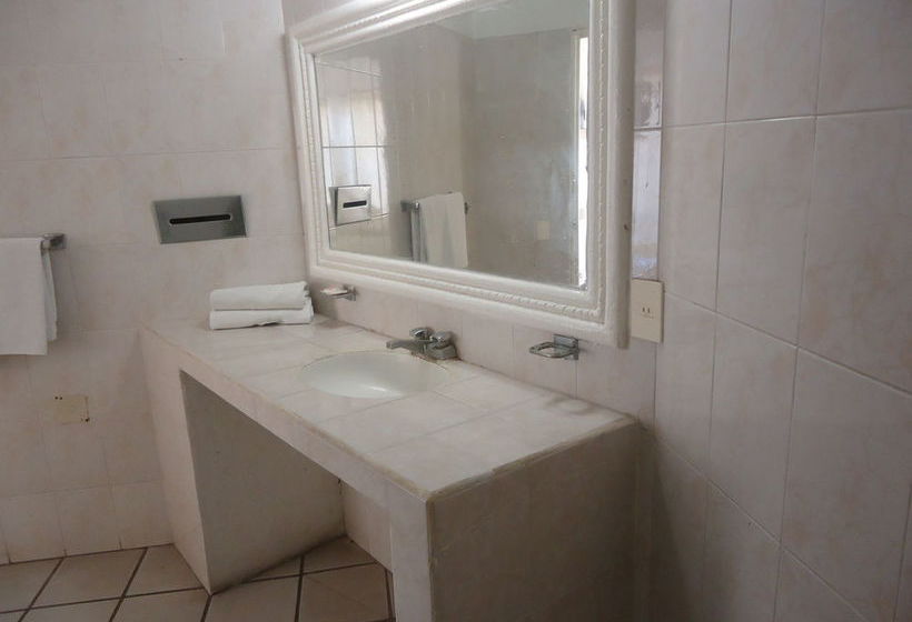 فندق Bagasi Manzanillo