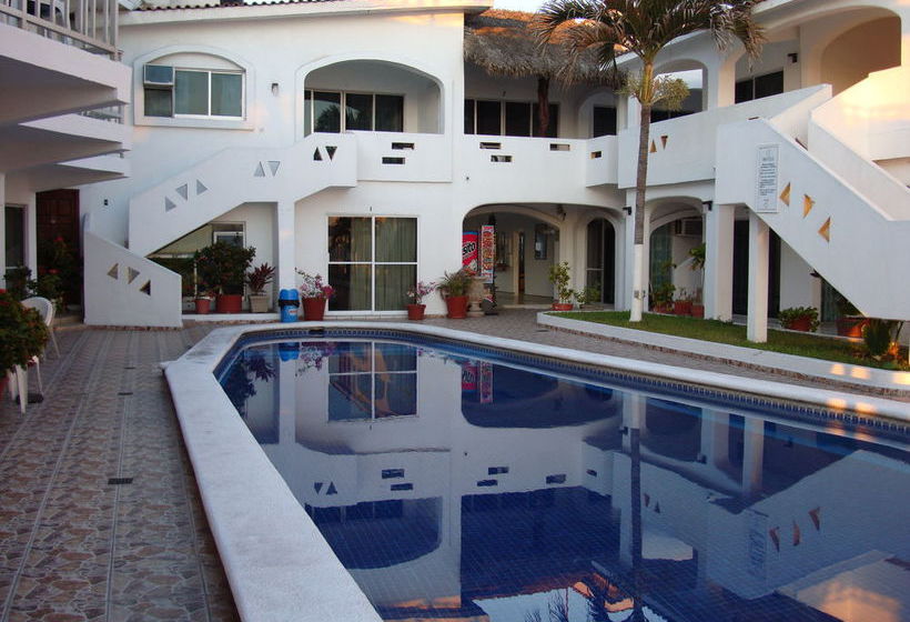 فندق Bagasi Manzanillo