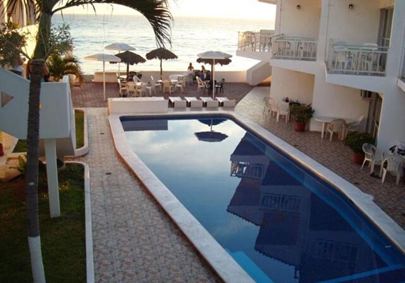 فندق Bagasi Manzanillo