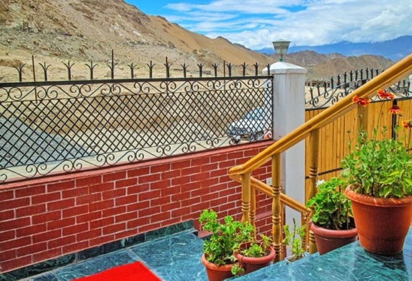 호텔 Himalayan Residency Ladakh