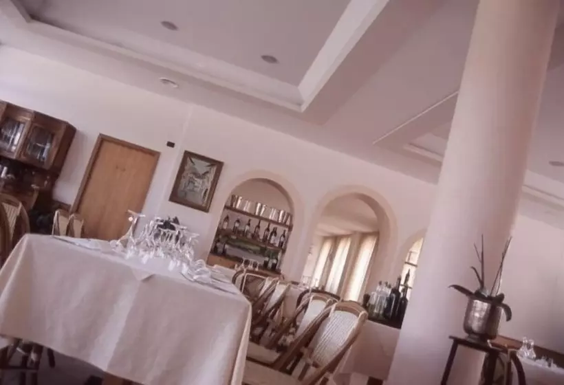 ホテル Il Colombaro