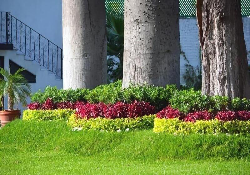 فندق La Villa Real