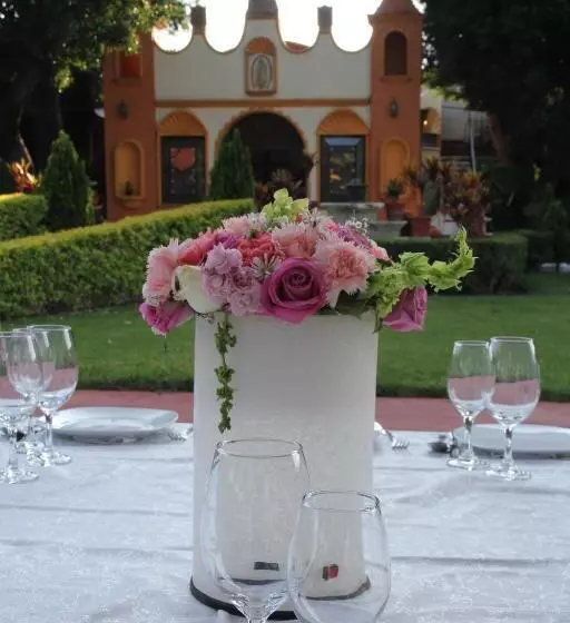 Отель La Villa Real