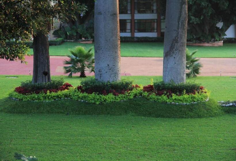 فندق La Villa Real