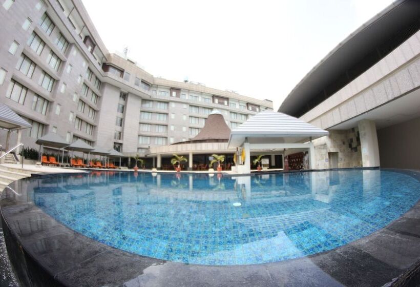 Labersa Grand Hotel & Convention Center