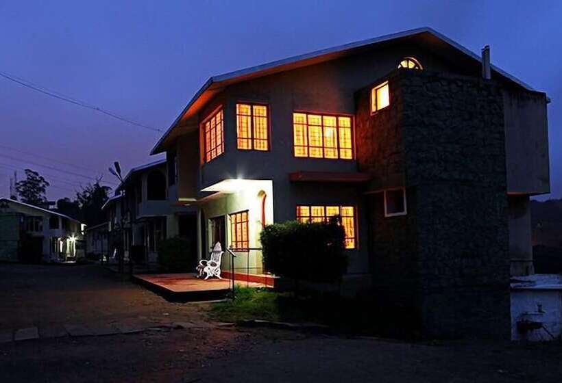 בית מלון כפרי La Flora Amberley Resort