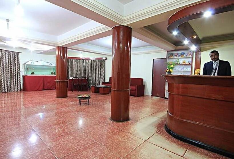 בית מלון כפרי La Flora Amberley Resort