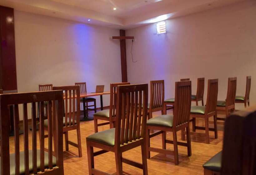 בית מלון כפרי Palass