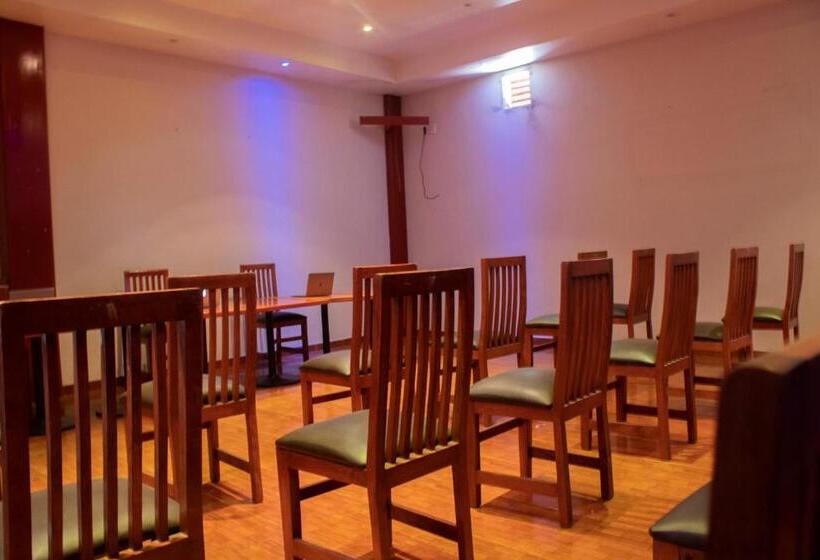 בית מלון כפרי Palass