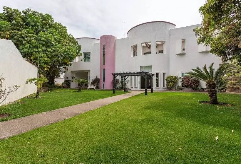 OYO Hotel Palma Real