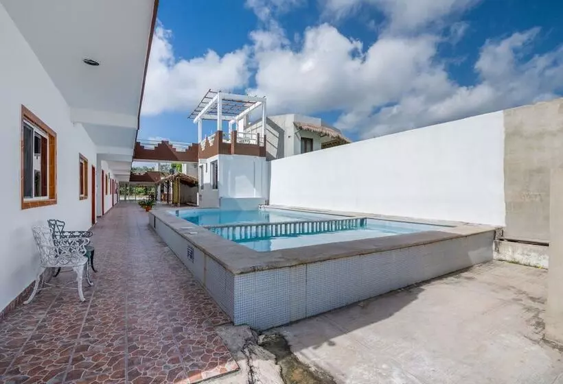 OYO Hotel Palma Real