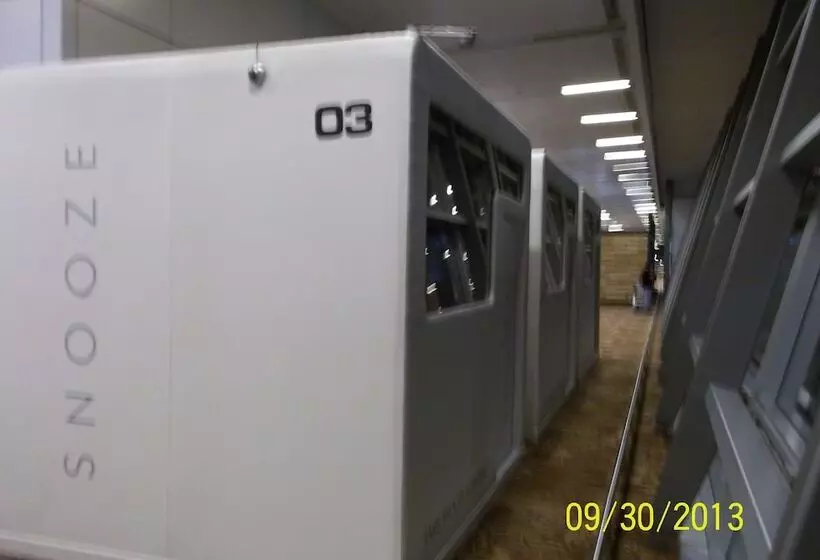 Hotel Sams Snooze At My Space