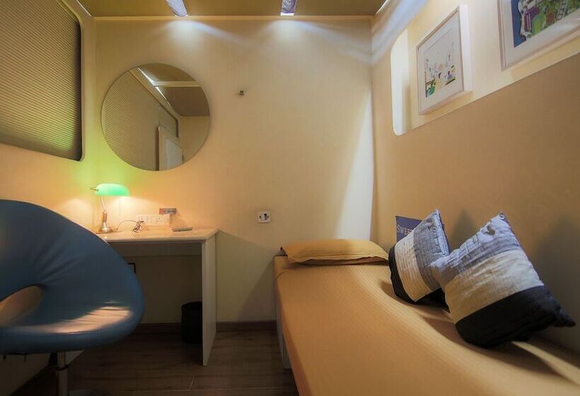 בית מלון כפרי Sams Snooze At My Space