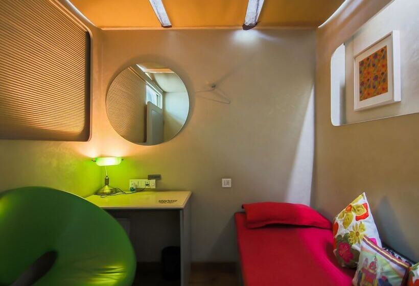 בית מלון כפרי Sams Snooze At My Space