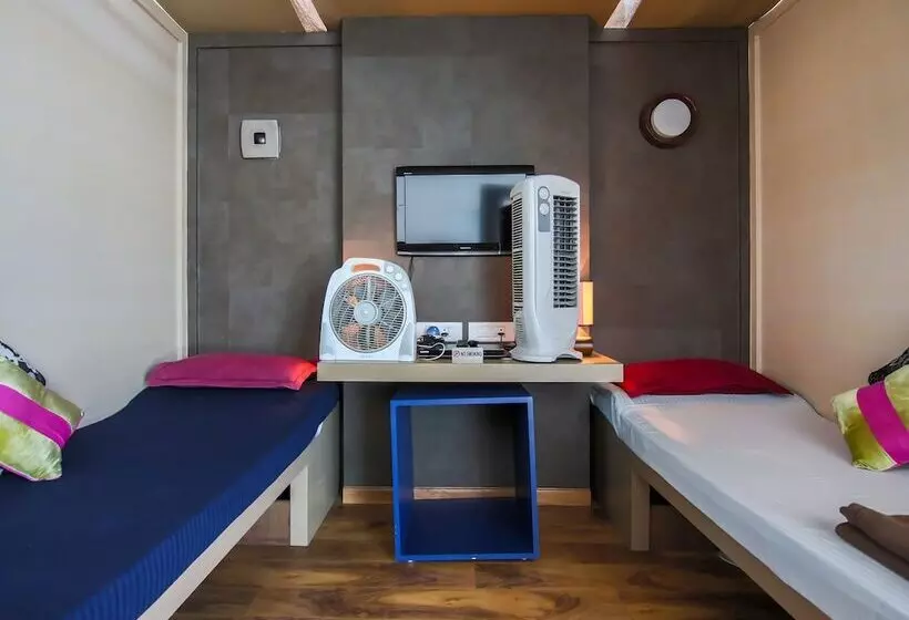 Hotel Sams Snooze At My Space