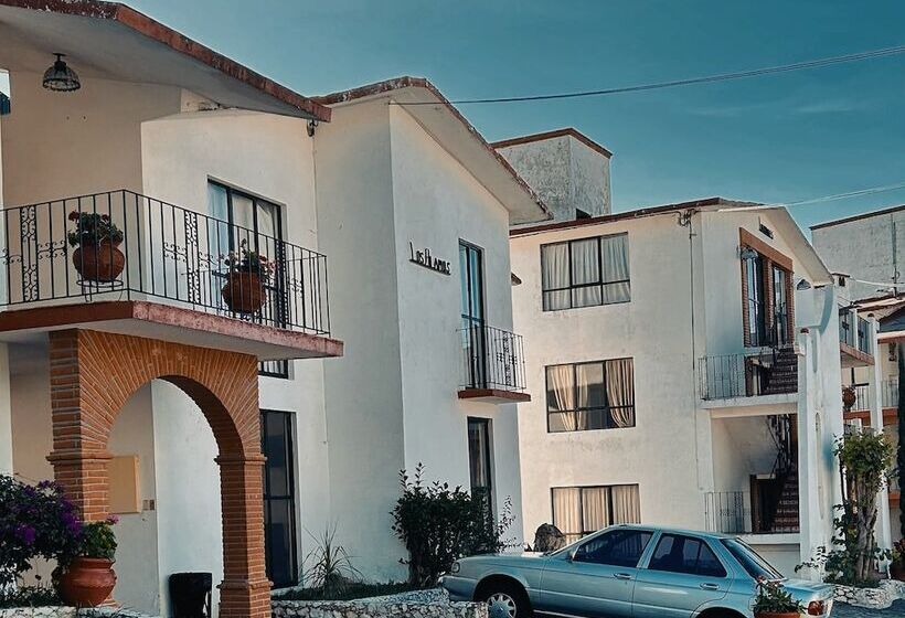 هتل Villas De La Montana