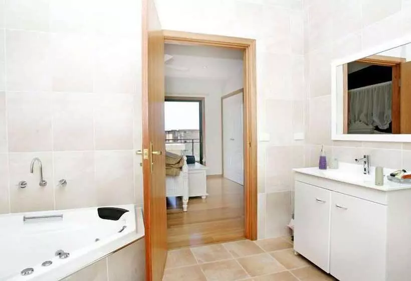 Lavender House Bed & Breakfast