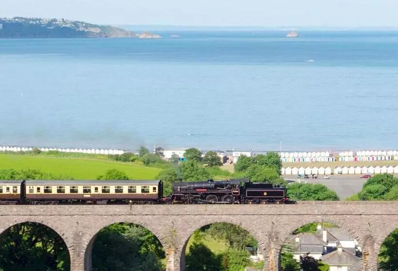 Merritt Guest House B&b