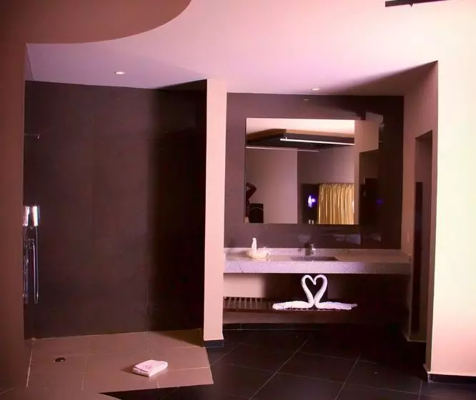 汽车旅馆 Cancun Private Party - Adults Only