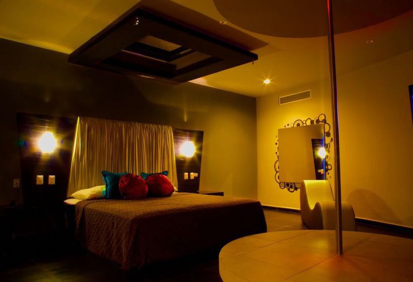 汽车旅馆 Cancun Private Party - Adults Only