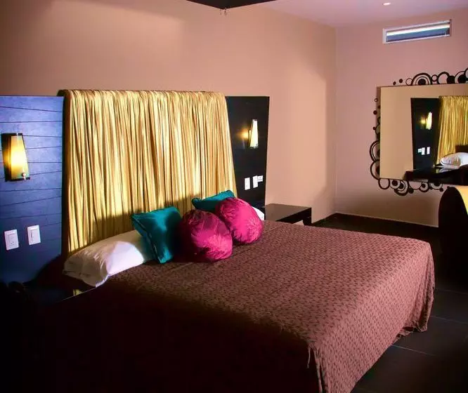 汽车旅馆 Cancun Private Party - Adults Only