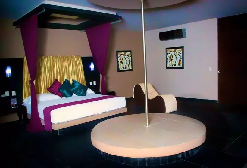 汽车旅馆 Cancun Private Party - Adults Only