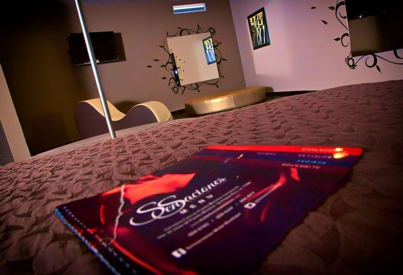 汽车旅馆 Cancun Private Party - Adults Only