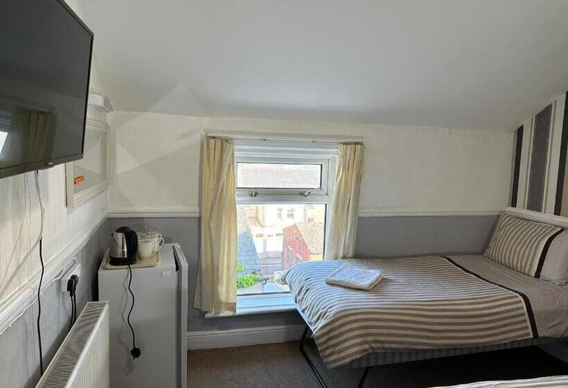 膳宿费 Tuxford House