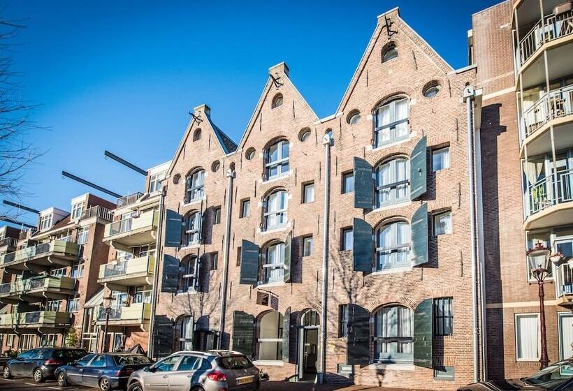 Yays Amsterdam Salthouse Canal By Numa