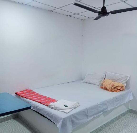 בית מלון כפרי Blue Sea Restaurant & Bungalows