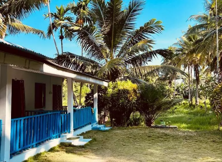 Hotelli Blue Sea Restaurant & Bungalows