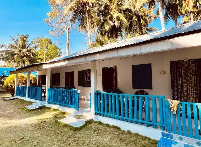 Hotelli Blue Sea Restaurant & Bungalows