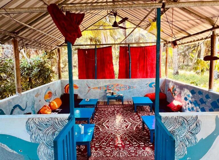 בית מלון כפרי Blue Sea Restaurant & Bungalows