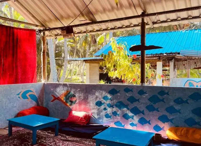 Hotelli Blue Sea Restaurant & Bungalows