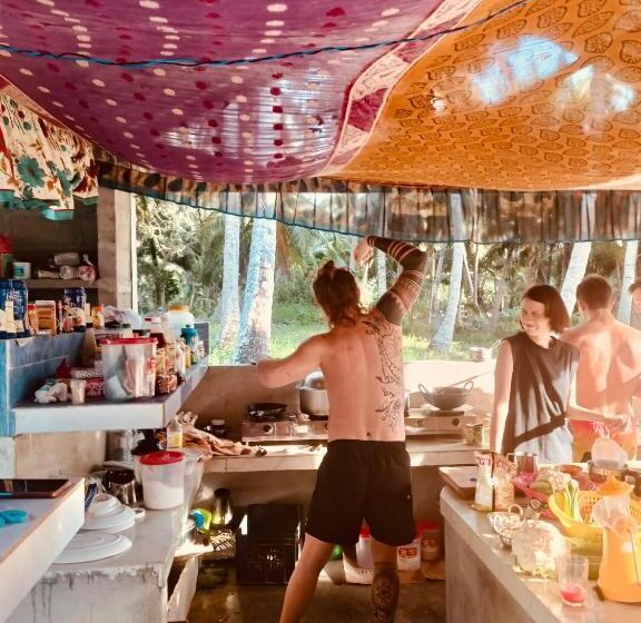 בית מלון כפרי Blue Sea Restaurant & Bungalows