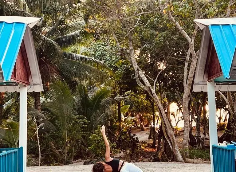 Hotelli Blue Sea Restaurant & Bungalows