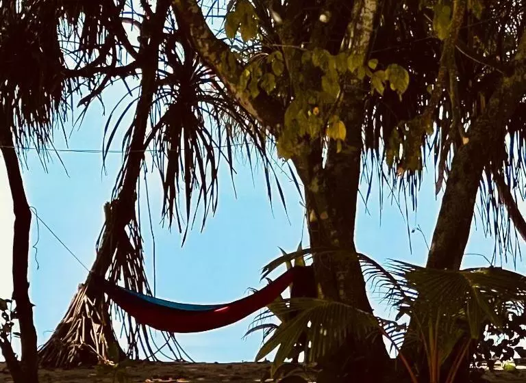 Hotelli Blue Sea Restaurant & Bungalows