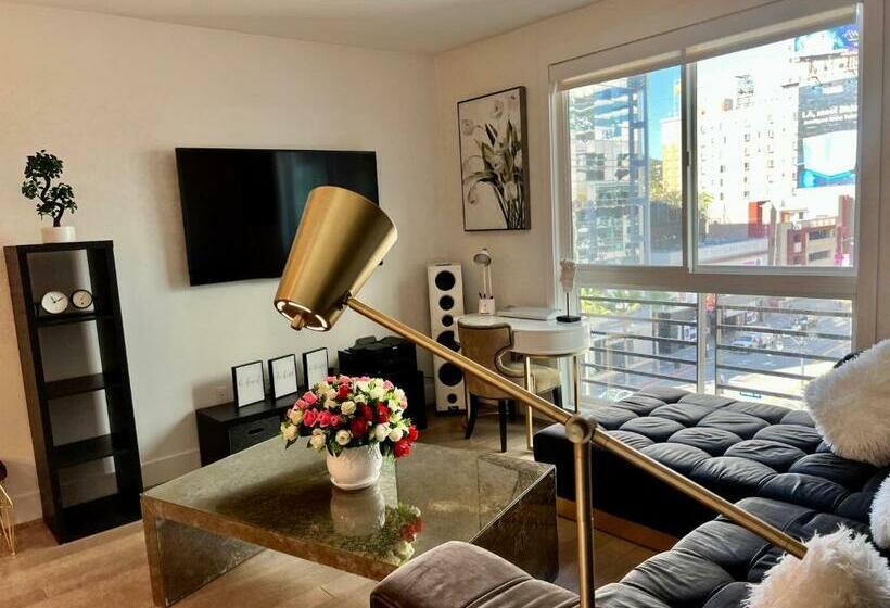 Romantic Luxury Condo W/ Washer & Dryer