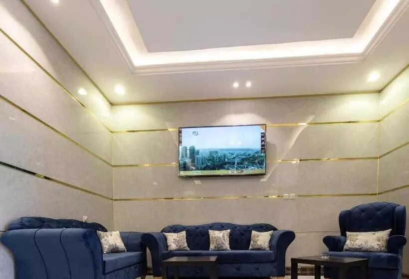 مكارم الورود للشقق المخدومة