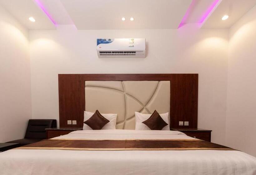 مكارم الورود للشقق المخدومة