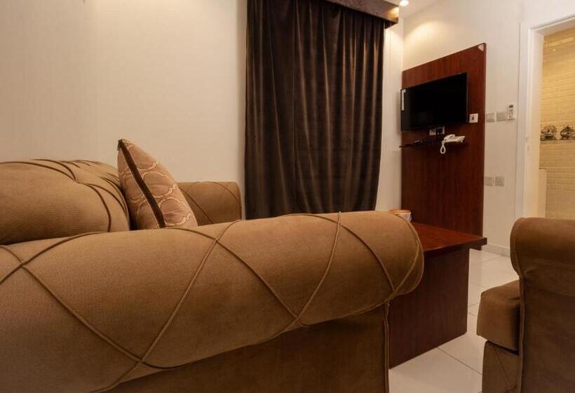 مكارم الورود للشقق المخدومة