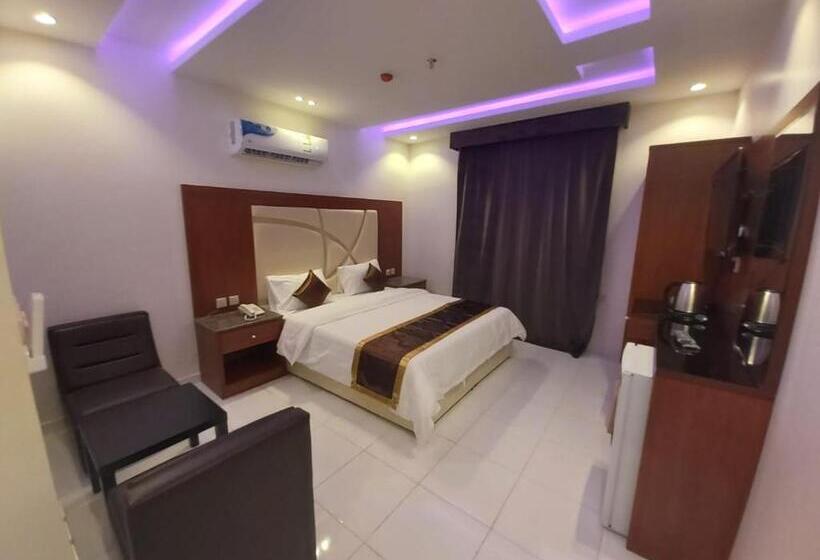 مكارم الورود للشقق المخدومة