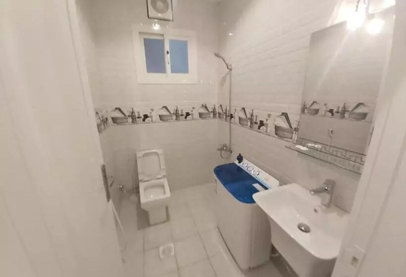 مكارم الورود للشقق المخدومة