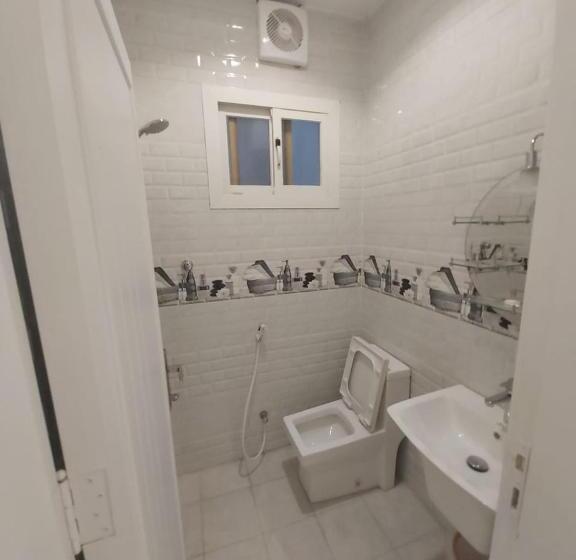 مكارم الورود للشقق المخدومة