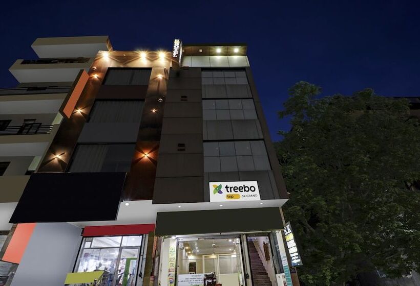 Hotel Itsy By Treebo Sk Grand