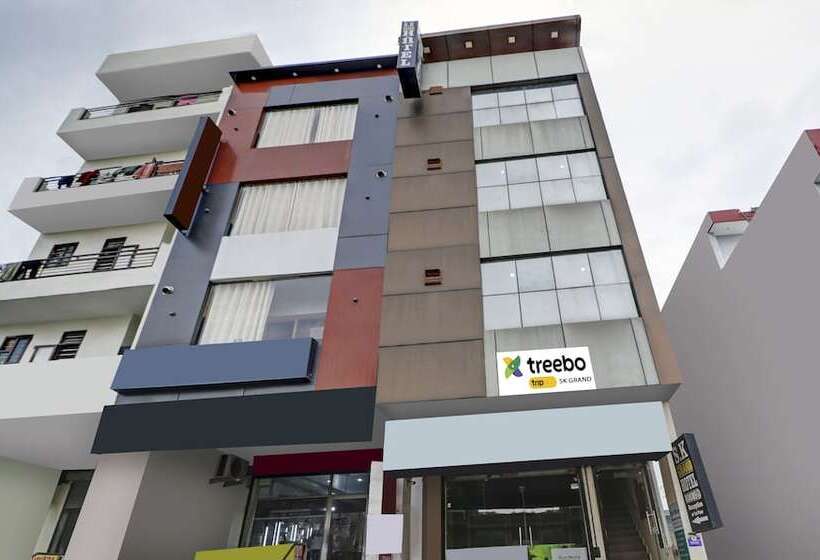 Hotel Itsy By Treebo Sk Grand