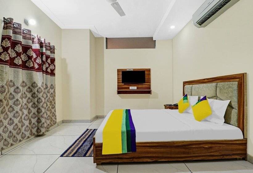 Hotel Itsy By Treebo Sk Grand