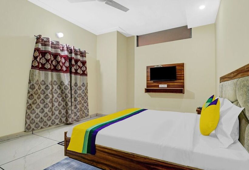 Hotel Itsy By Treebo Sk Grand